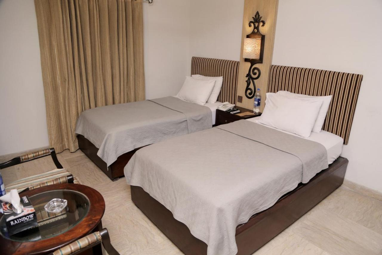 Shelton Hotel Lahore Ngoại thất bức ảnh