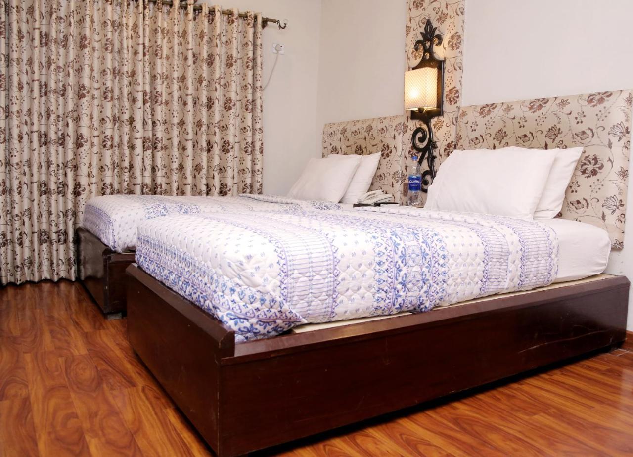 Shelton Hotel Lahore Ngoại thất bức ảnh
