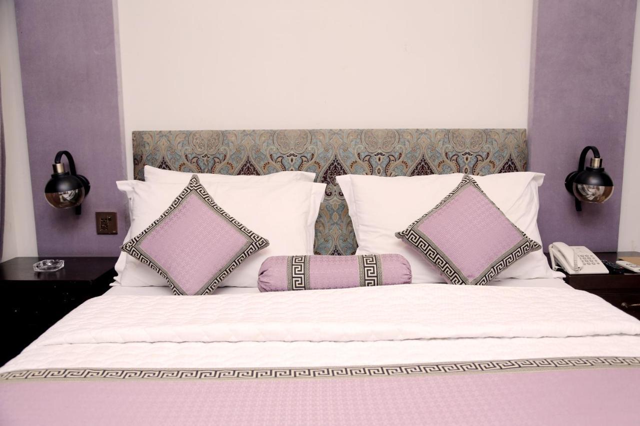Shelton Hotel Lahore Ngoại thất bức ảnh